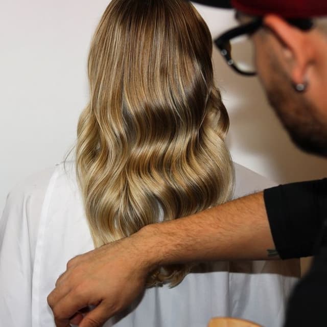 Luxe Texture Blowdry Package at Neli Professional Hair Studio in Chicago, IL